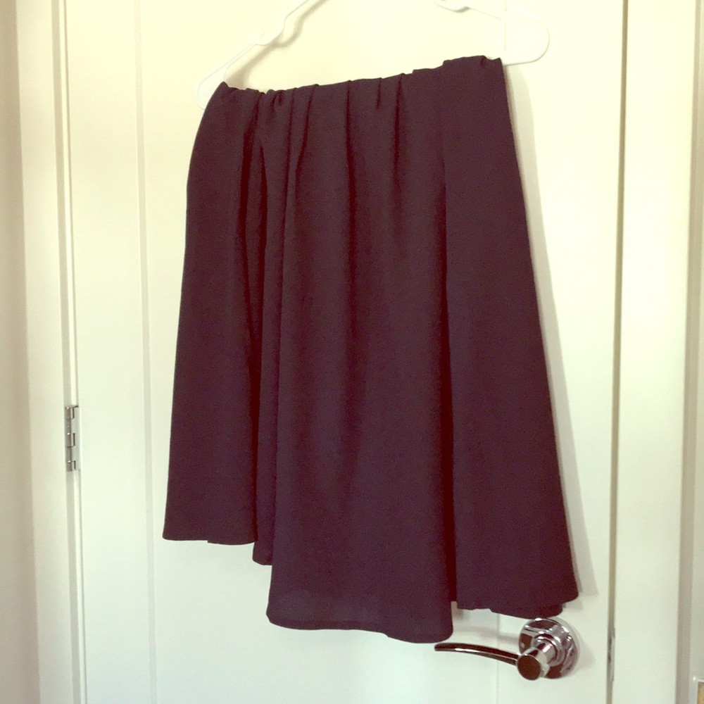 Comfy elastic waist flowy swing skirt